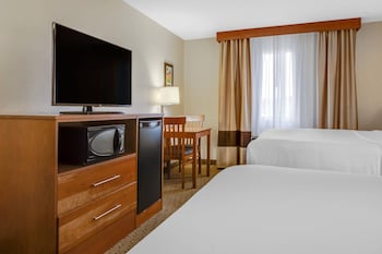 Standard Room, 2 Queen Beds, Non Smoking
