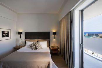 Superior Room Harbor View