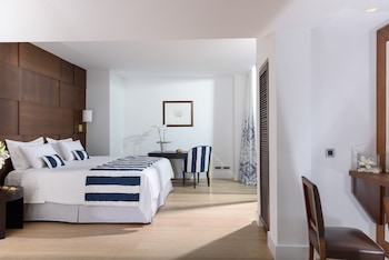 Grand Suite Harbor View