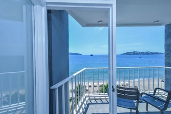 Standard Ocean View