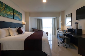Deluxe Room, 1 King Bed