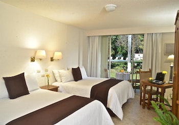 Room, 2 Double Beds (Preferencial)