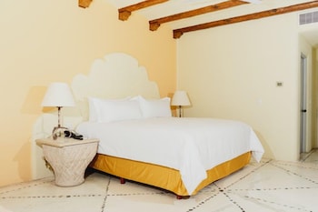 Master Suite King