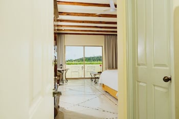 Master Suite King