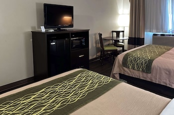 Room, 2 Queen Beds, Non Smoking (Efficiency)