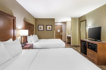 Standard Room, 2 Queen Beds, Non Smoking