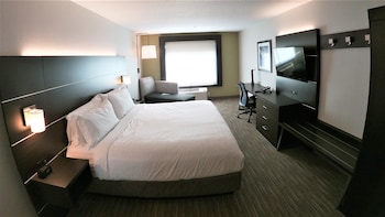 Standard Room, 1 King Bed, Accessible (Communications)