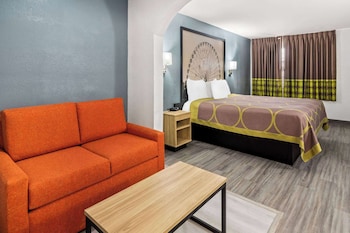 Room, 1 King Bed, Accessible, Non Smoking (Mobility/Hearing, Roll-In Shower)