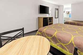 Standard Room, 2 Queen Beds, Refrigerator