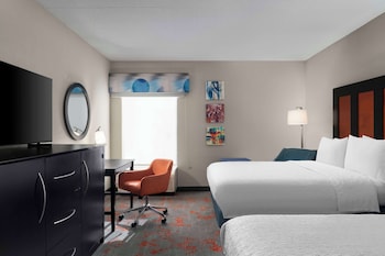 Two queen beds non smoking