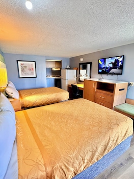 Room, 2 Double Beds, Accessible, Smoking (Choice)