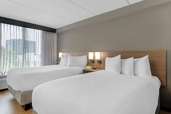 Double Room, Multiple Beds (High Floor)