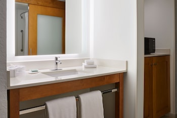 Studio Suite, Multiple Beds (Hearing Accessible)
