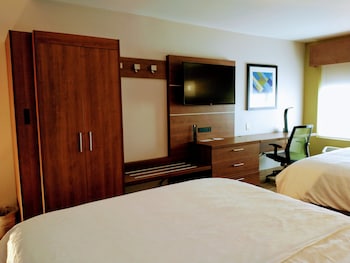 Standard Room, 2 Queen Beds