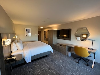 Standard Room, 1 King Bed
