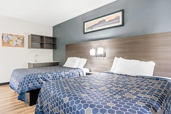 Suite, 2 Queen Beds, Non Smoking (Efficiency)