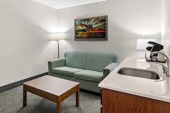 Suite, 2 Queen Beds, Non Smoking, Refrigerator & Microwave (with Sofabed)