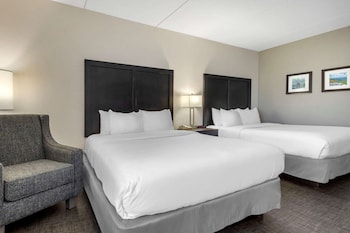 Standard Room, 2 Queen Beds, Non Smoking