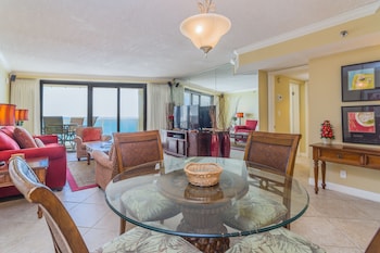 Beachside Towers One Bedroom Gulf View