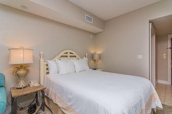 Village of Baytowne Wharf Studio