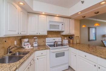 Beachside Towers One Bedroom Gulf View