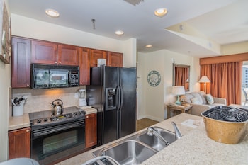 Luau One Bedroom