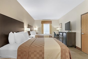 Standard Room, 2 Queen Beds, Non Smoking, Refrigerator & Microwave (Pet Friendly)