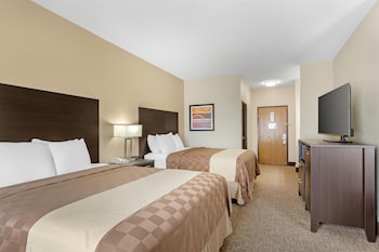 Suite, 2 Queen Beds, Non Smoking, Microwave (Larger Room;with Sofabed)