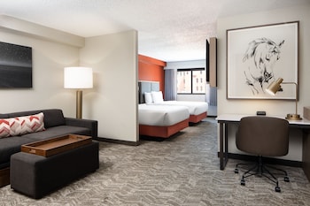 Suite, Multiple Beds