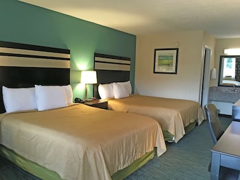 Standard Room, 2 Queen Beds, Non Smoking
