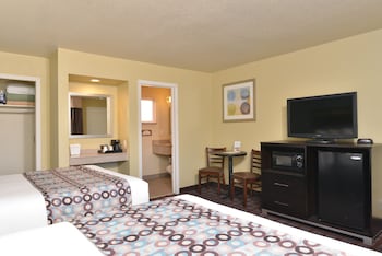 Standard Room, 2 Double Beds