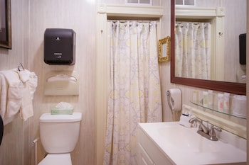 Room (One twin bed-private hall bath)