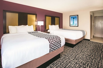 Room, 2 Queen Beds, Non Smoking