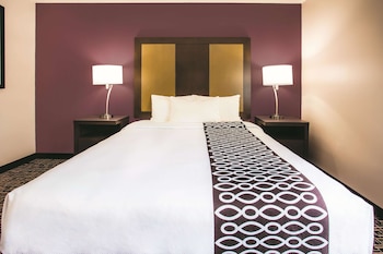 Room, 1 Queen Bed, Accessible, Non Smoking (Roll-in Shower)