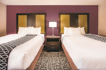 Room, 2 Queen Beds, Non Smoking