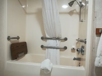 Room, 1 Queen Bed, Mobility Accessible, Non Smoking (Tub w/ Grab Bars, Balcony)