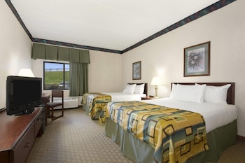 Standard Room, 2 Queen Beds