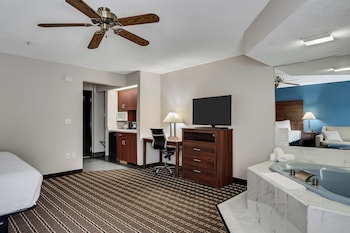 Studio Suite, 1 King Bed, Non Smoking
