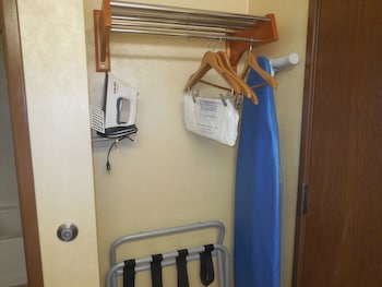 Room, 1 Queen Bed, Accessible, Non Smoking