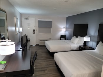 Suite, Multiple Beds, Non Smoking