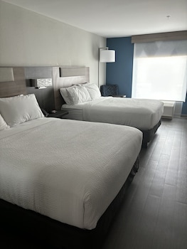 Standard Room, 2 Queen Beds