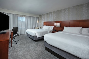 Room, 2 Queen Beds