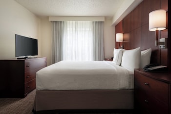 Suite, 1 Bedroom (Mobility/Hearing Accessible, Tub)
