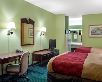 Standard Room, 2 Double Beds, Non Smoking
