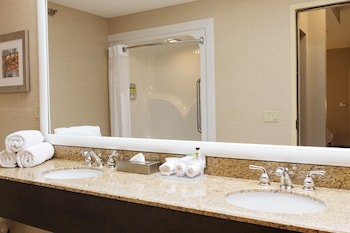 Suite, 1 King Bed with Sofa bed, 2 Bathrooms (Wet Bar)