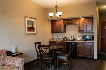 Suite, 1 Bedroom (Living Dining)