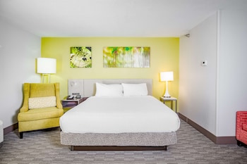 Deluxe Room, 1 King Bed, Beach View (Partial)