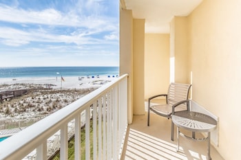 Deluxe Room, 1 King Bed, Beach View (Partial)