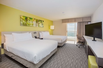 Room, 2 Queen Beds (Beachfront)