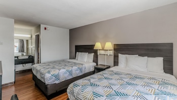 Standard Room, 2 Queen Beds, Non Smoking